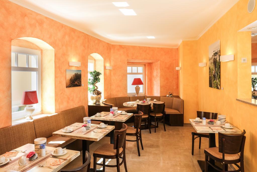 שטאדט ווילן Hotel Wehlener Hof מראה חיצוני תמונה