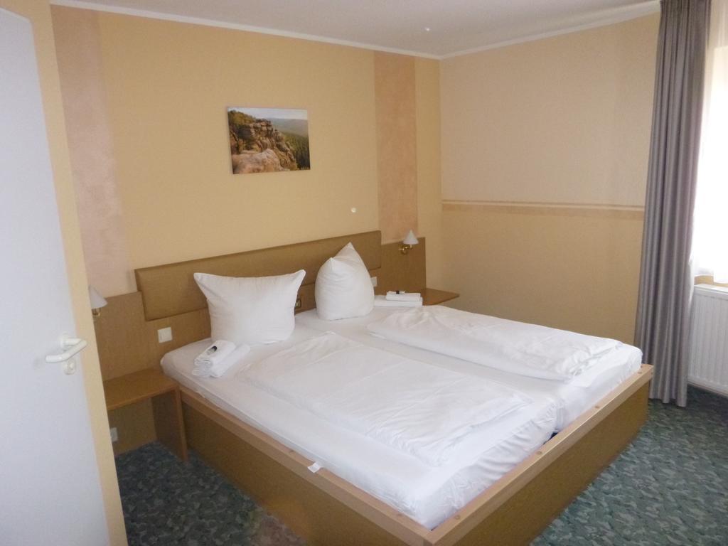 שטאדט ווילן Hotel Wehlener Hof מראה חיצוני תמונה